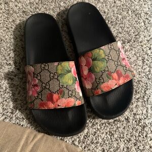 Gucci slides